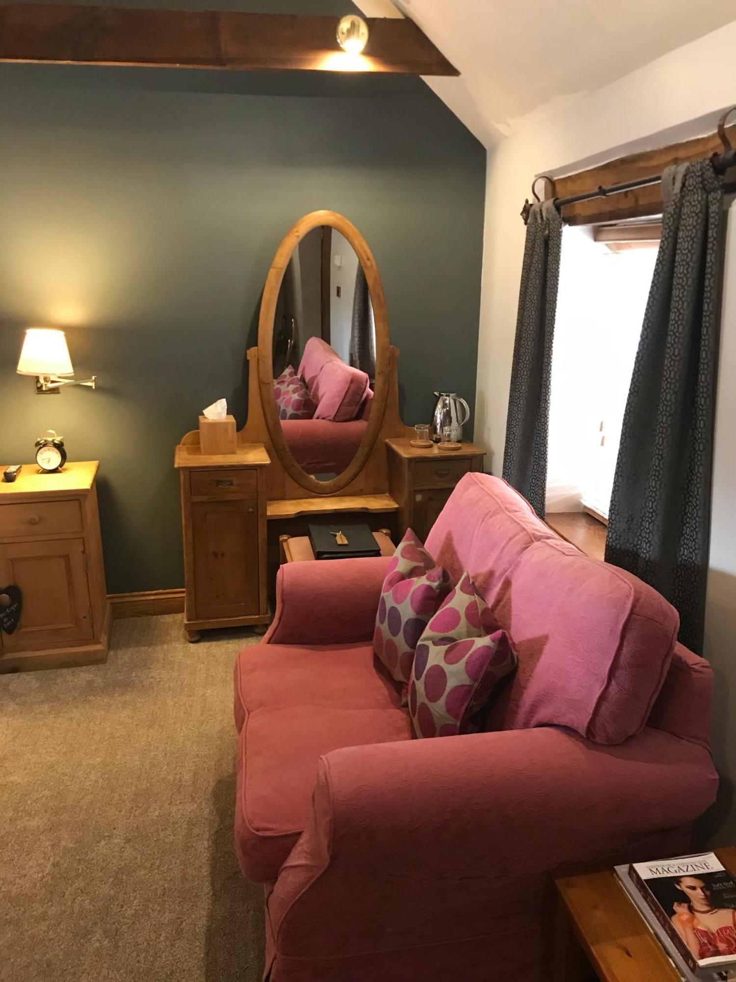 Hotel Sebastians Oswestry Zimmer foto