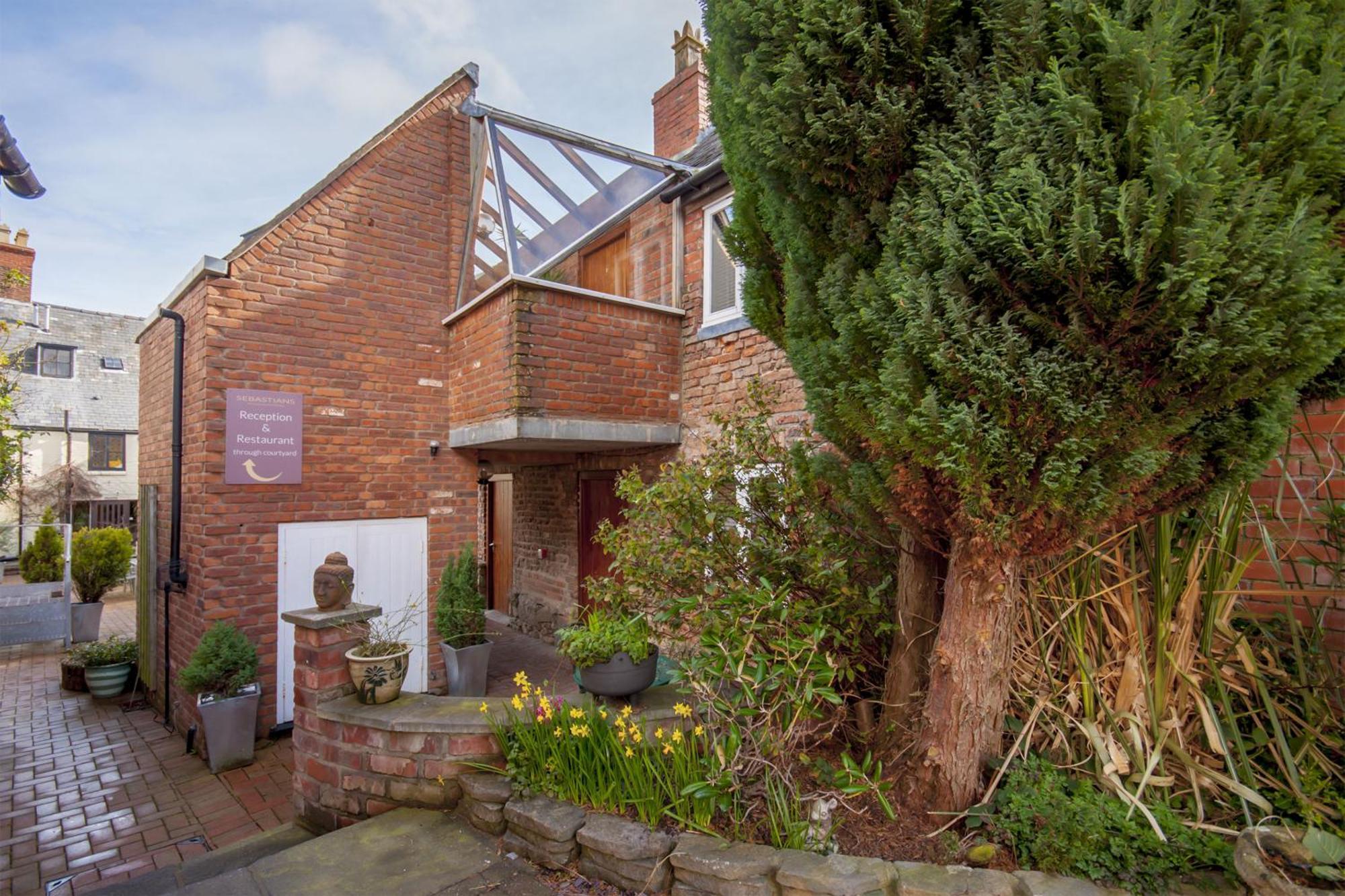 Hotel Sebastians Oswestry Zimmer foto